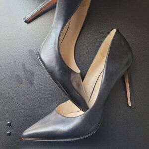 Nine West Pump